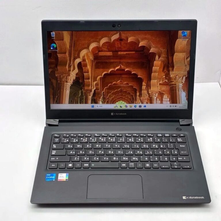 dynabook S73/FSの写真