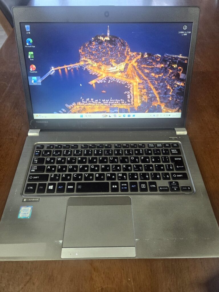 dynabook R63の写真